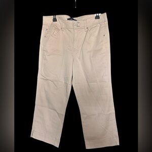 Bandolino Blu Denim Stretch Capri Boheme Powderpuff color size 12 NWT